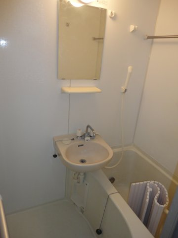 フルール　ドゥ　スリジエの浴室