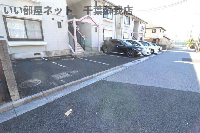 パークハイツ　Ｂの駐車場|カースペースがあります