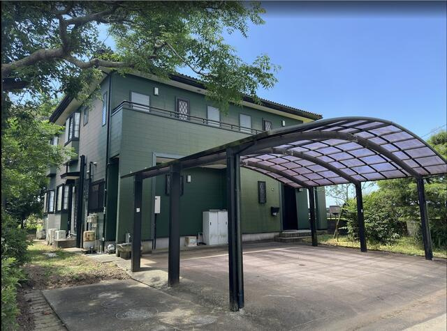 琴田　二世帯住宅の前面道路含む現地写真|カーポート２台分