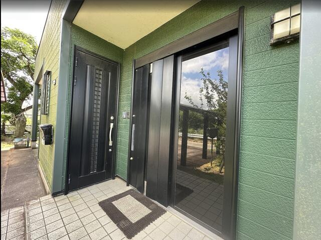 琴田　二世帯住宅のその他共用部分|入口は別になってます