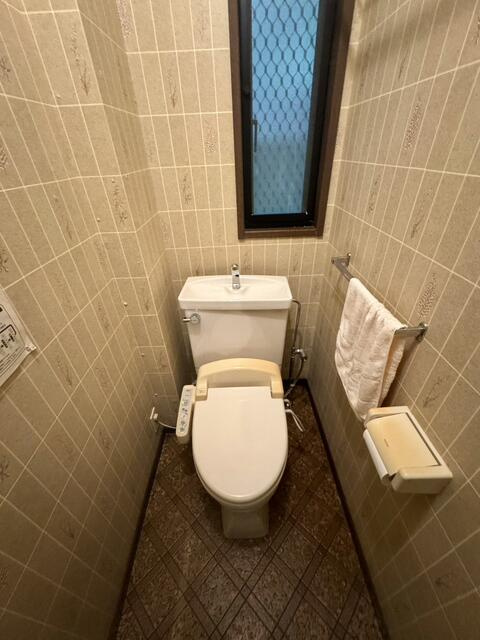 洲崎戸建てのトイレ