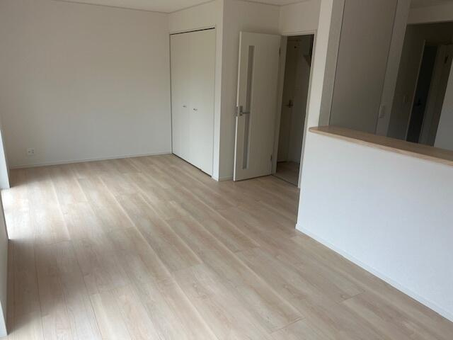 銚子市松岸町　第１の洋室