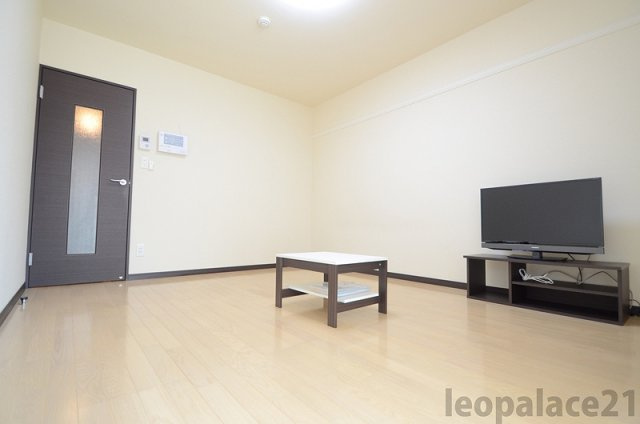 【居間・リビング】 | クレイノMARUMI | 画像9