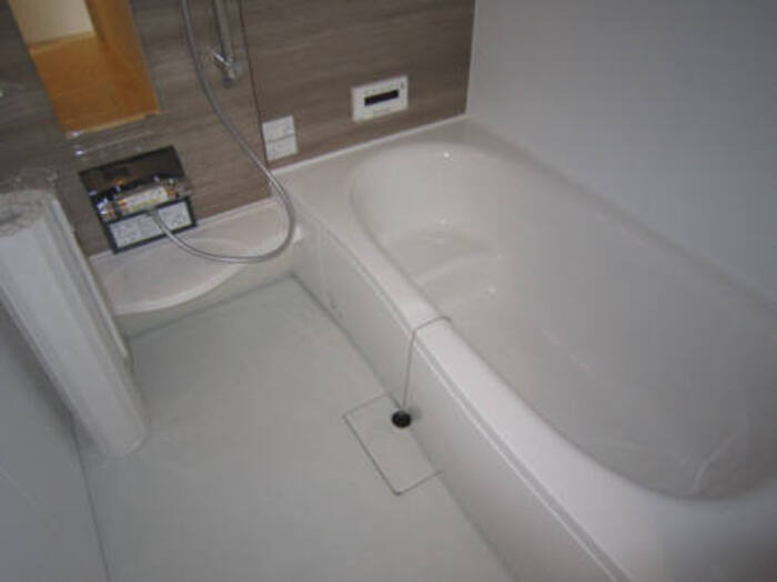 グラン　エトワール　A棟の浴室|コンパクトで使いやすいお風呂です