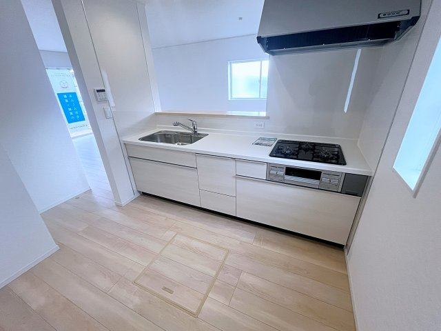 想定年間賃料118.8万　想定利回り7.52％　木造のキッチン