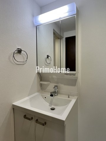 ジューニョ内神田の洗面所