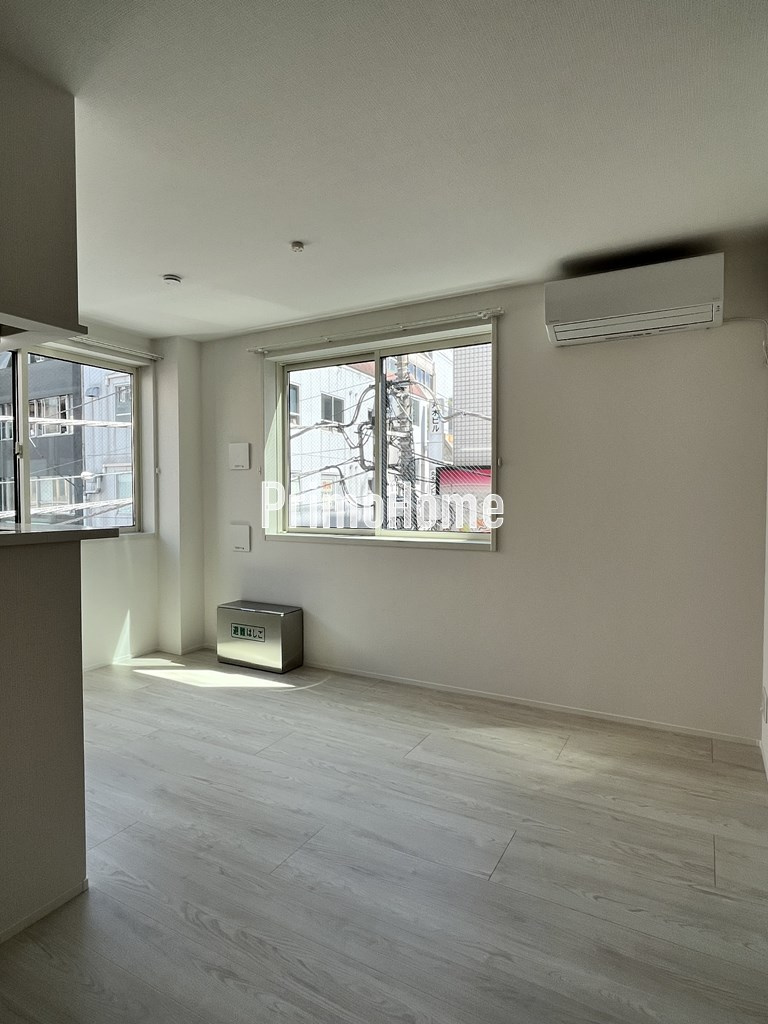 ジューニョ内神田の居間・リビング