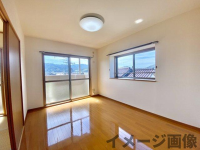 【洋室】 | メゾンローリエ