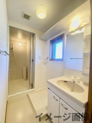 【洗面所】 | メゾンローリエ