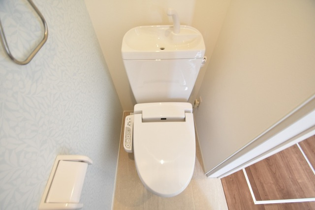 Ｓｈａｍｂｒｅ古市B棟のトイレ