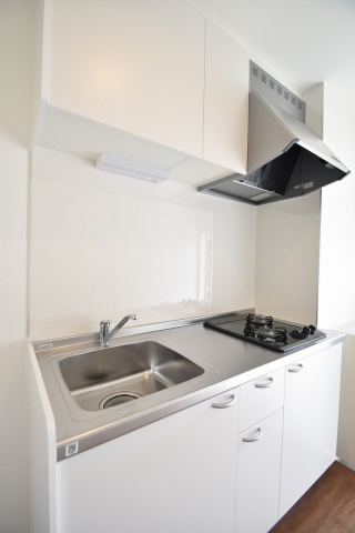 Ｓｈａｍｂｒｅ古市B棟のキッチン