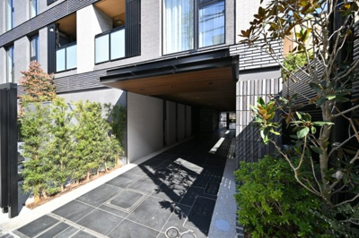 【エントランス】 | ジオ市谷仲之町