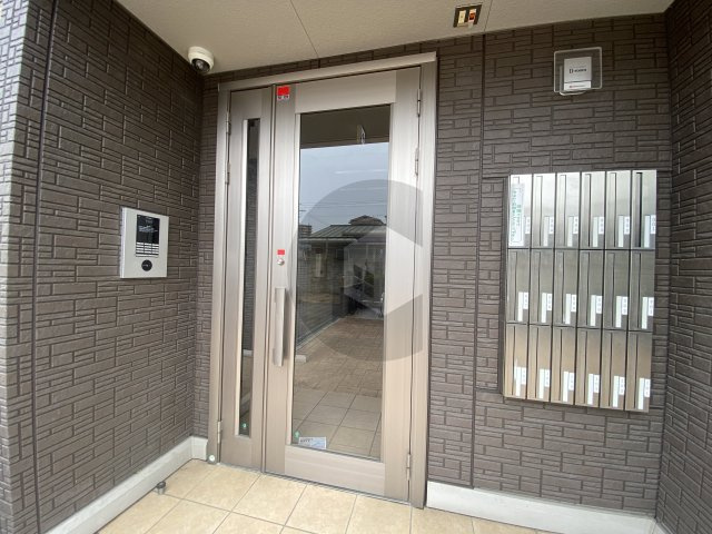 フォーシーズン御厨のエントランス