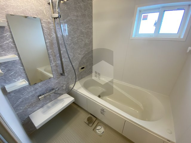 フォーシーズン御厨の浴室