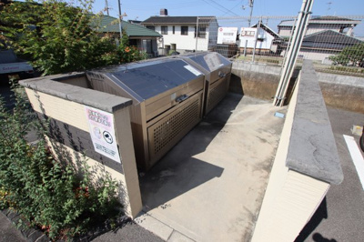 【その他共用部分】 | くみの木ヒルズⅡ | 敷地内ゴミ捨場