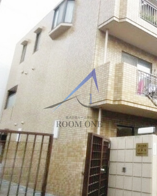 ザ・ハウスオブウチダのエントランス|エントランスです。