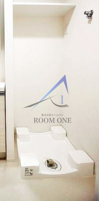 フュージョナル墨田の設備|洗濯機置き場です。