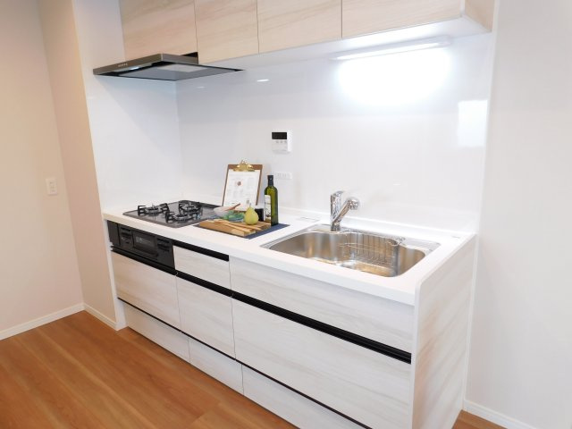 名古屋市西区名塚町３丁目の中古マンションのキッチン|◇キッチン◇　　キッチン新品交換　（２０２６年１月リノベーション済）
