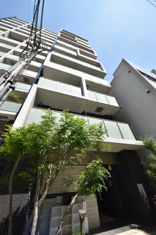 大阪市中央区博労町１丁目の賃貸マンションの外観