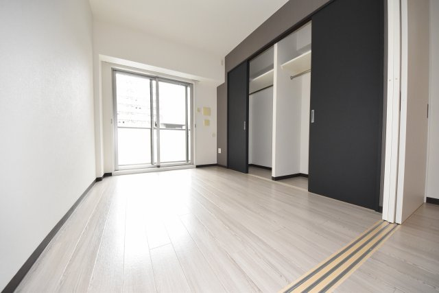 大阪市中央区博労町１丁目の賃貸マンションの寝室