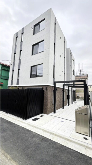 TOBE　北沢の外観