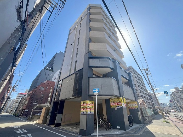 ロイヤルレジデンス新大阪の外観