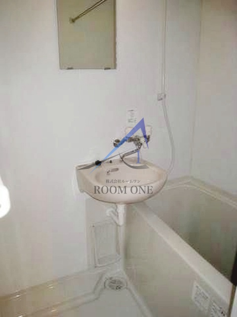 バーミープレイス方南町Ⅲの浴室|お風呂です。