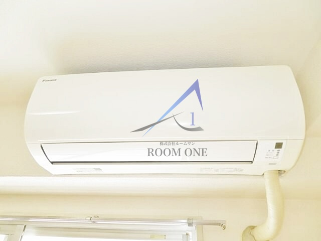 シテェ・ドルトワールの設備|エアコンです。

