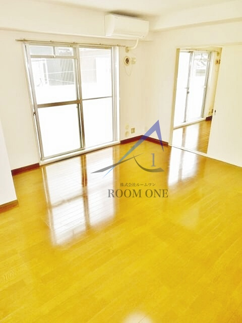 シテェ・ドルトワールの居間・リビング|洋室のお部屋です。