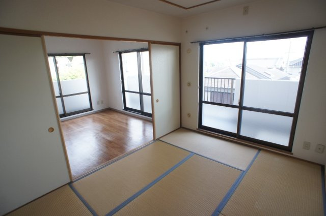 メゾン白光ヶ丘（ビャッコウガオカ）の居間・リビング