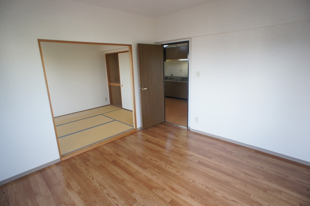 メゾン白光ヶ丘（ビャッコウガオカ）の居間・リビング