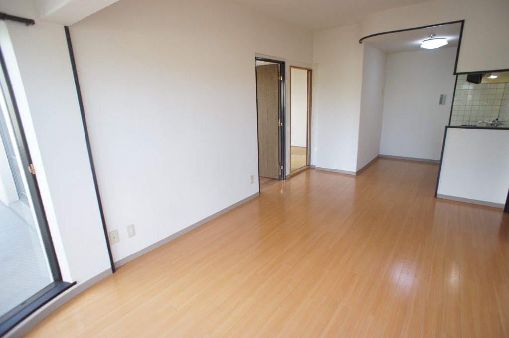 メゾン白光ヶ丘（ビャッコウガオカ）の居間・リビング