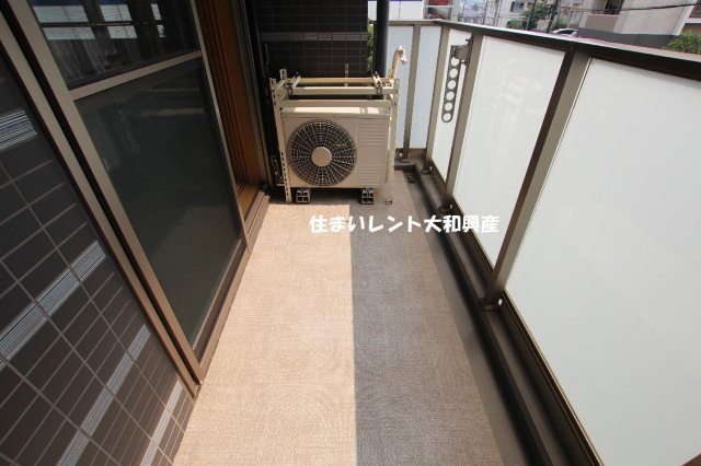 ヴィクトワール・フルーヴ６のバルコニー