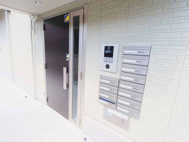 アップス大町DⅡのエントランス