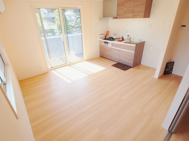 アップス大町DⅡの居間・リビング