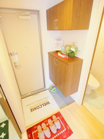 アップス大町DⅡの玄関