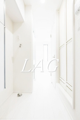 【設備】 | ロンジェスマン三宿 | 室内洗濯機置き場です。