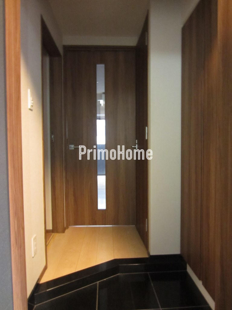 ハーモニーレジデンス日本橋イーストの玄関