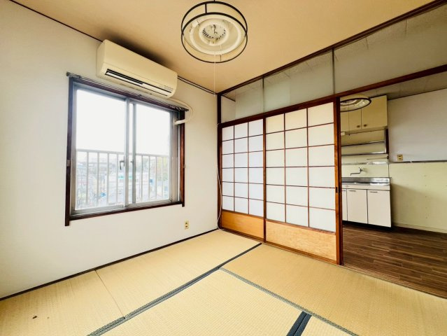 伊川谷住宅1号棟の子供部屋