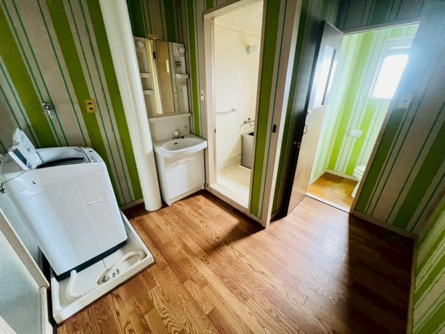 伊川谷住宅1号棟の洗面所