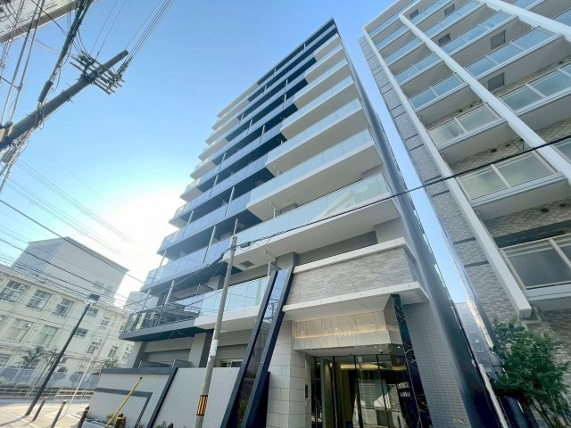 セイワパレス新大阪の外観