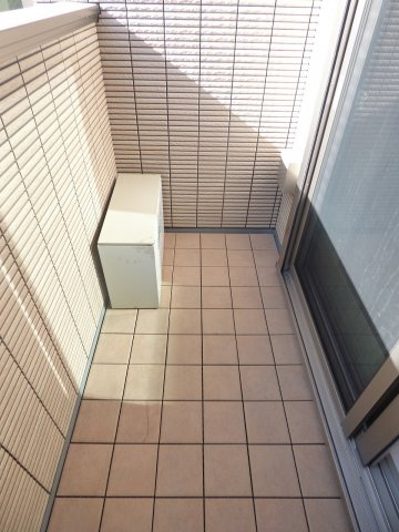 【バルコニー】 | レジデンス泰地