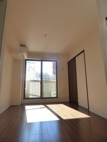 【居間・リビング】 | レジデンス泰地