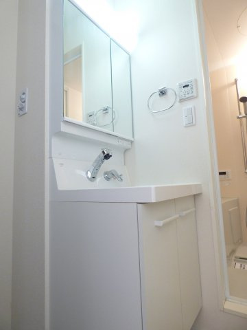 【独立洗面台】 | レジデンス泰地