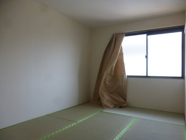 加西市北条町北条のハイツの和室