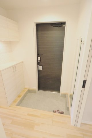 プロムナードの玄関