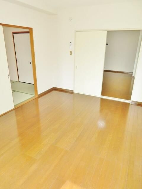 シテェ・ドルトワールのその他