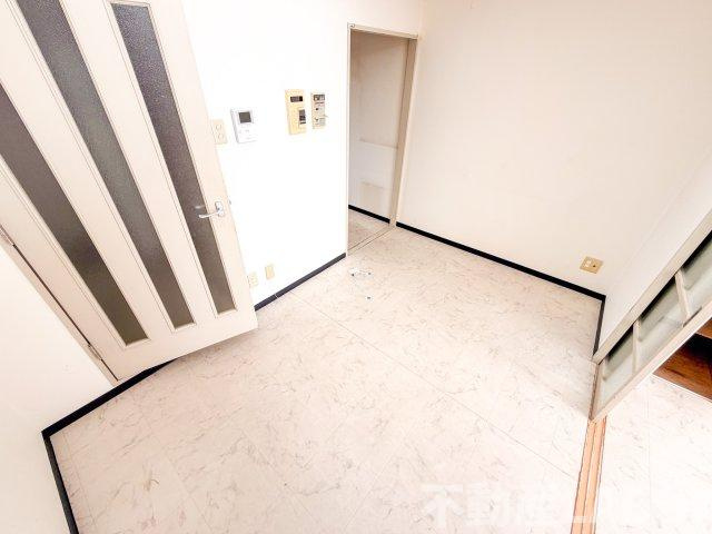 ファーストタウンパートⅤの居間・リビング