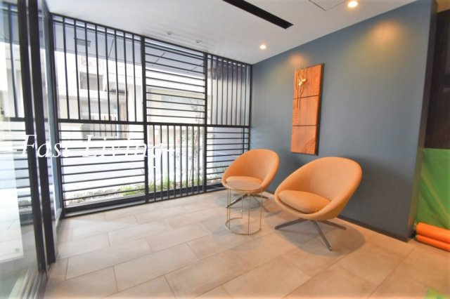 パークリュクス神田のロビー