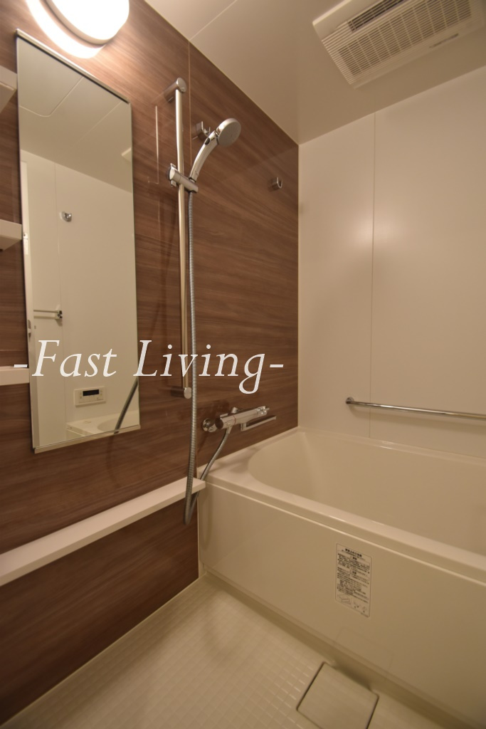 パークリュクス神田の浴室